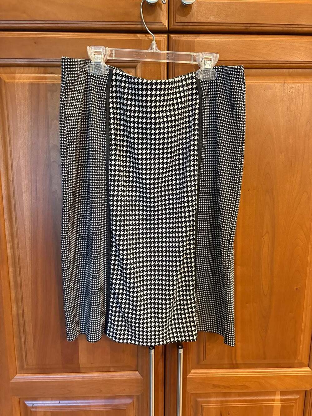 Alfani Black and White Houndstooth Pencil Skirt Size 10